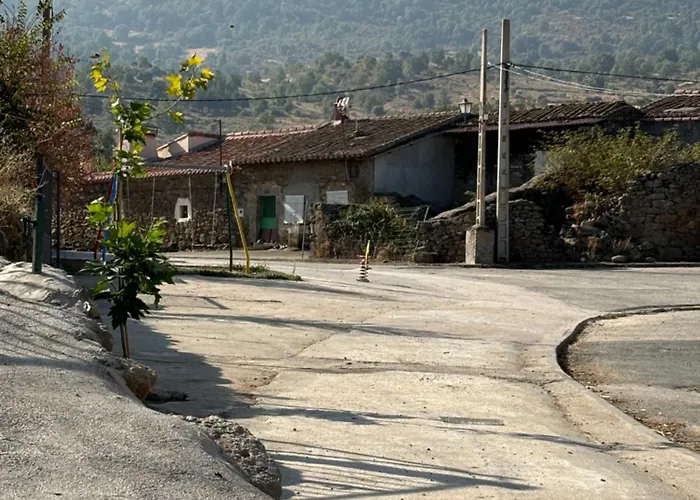 Cuartos De Gredos Lantställe Los Cuartos